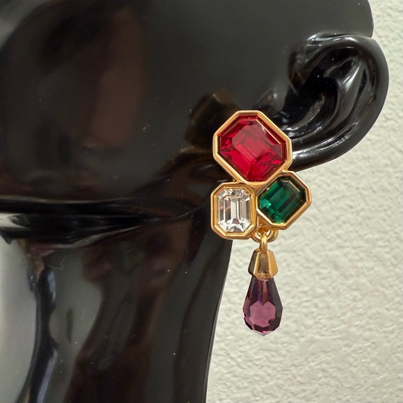 Vintage SWAROVSKI Swan Signed Multicolored Crystal Geometric Teardrop Earrings - Picture 3 of 14
